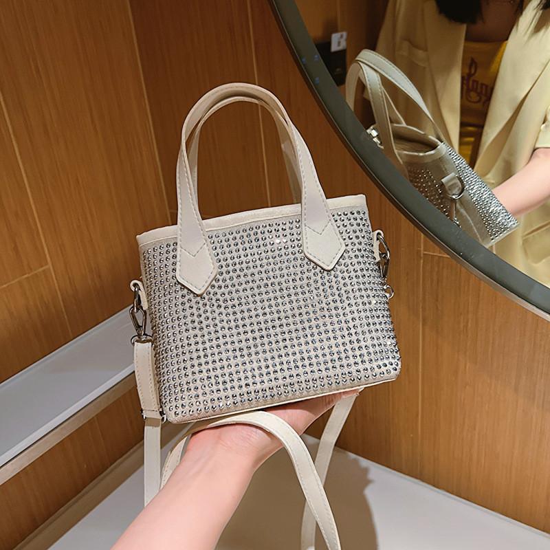 Chic Urban Style Bucket Bag For Women 2023 Fashion Shoulder Bag With Soft Pu Material