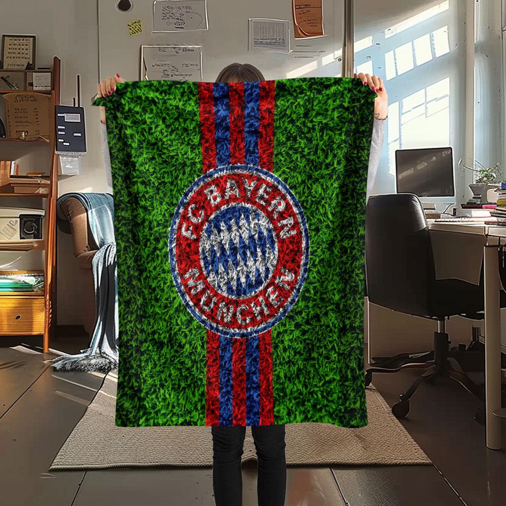 1PC FC Bayern Munchen Patterned Flannel Blanket Suitable For All Seasons for Home Decor Warmth and Comfort Gifts Holiday Present