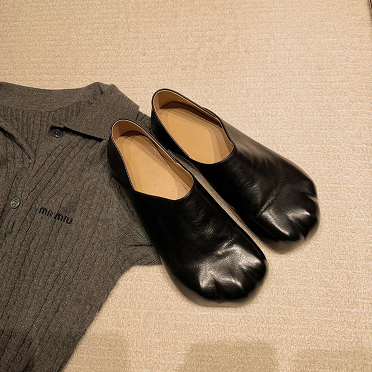 

2025 spring and autumn new cat claw shoes personalized small leather shoes female personality cute jk style leather one-pedal flat single shoes 40 чорний