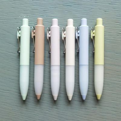 Quick Drying Writting Pen Plastic Pocket Pen New Ballpoint Pen  School