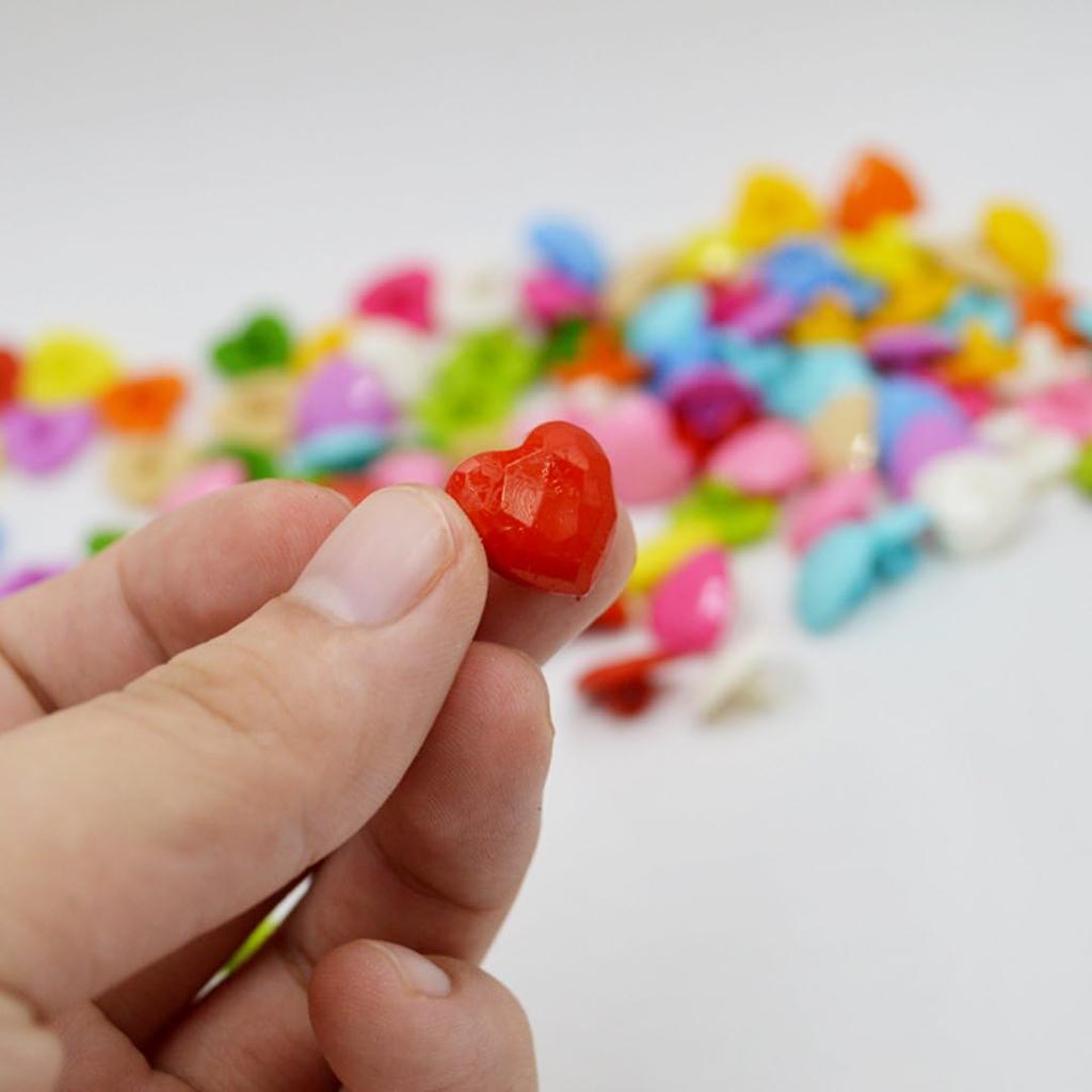 200 PCS Nylon Cute Peach Heart Shape Children Sweater Buttons for Sewing Fasteners Scrapbooking DIY