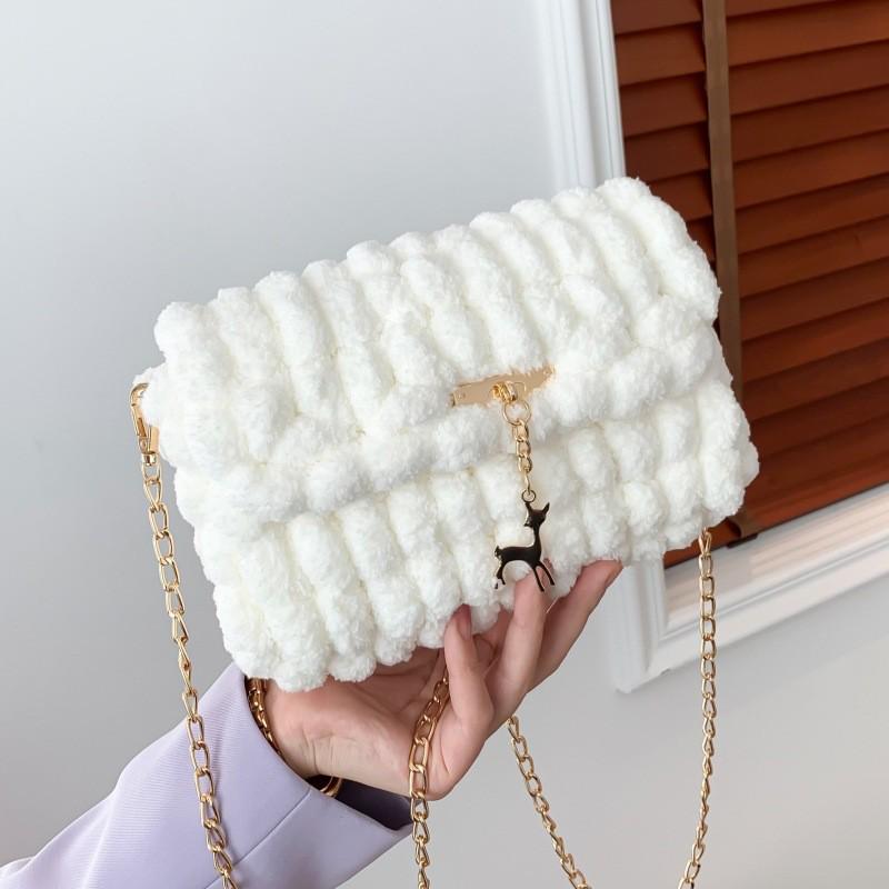 Набор для вязания своими руками Pacha Dog: Создайте свою собственную милую сумочку Cinnamoroll