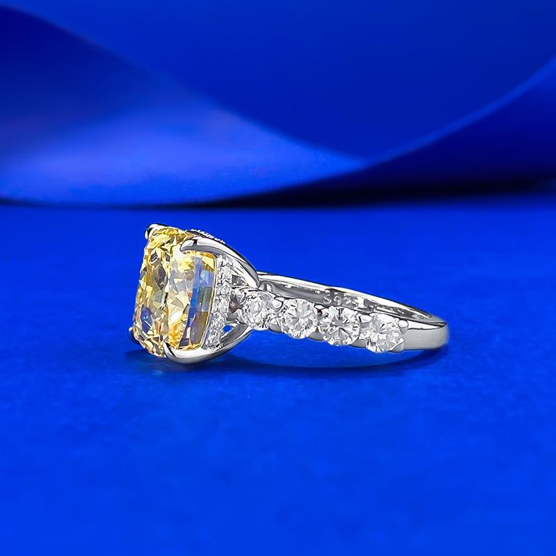 Schmuckinlay 9 * 10 Fester Quadratischer Gelber Diamantring Hoher Kohlenstoffdiamant Eisblumen Schliff Wind