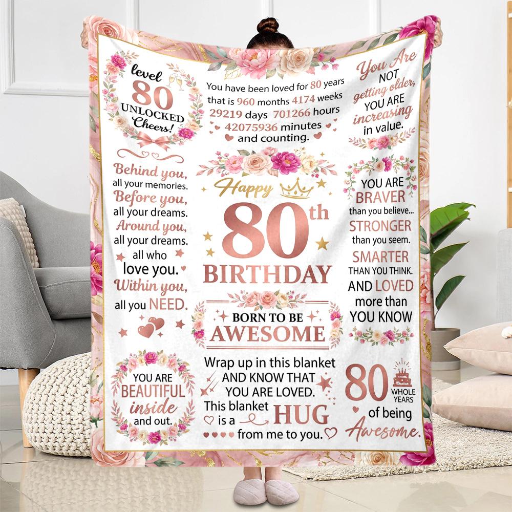 80-ojo gimtadienio šventės flanelinis pledas – minkštas ir tinkamas sofoms, lovoms, biurams, kelionėms, visais metų laikais, puiki dovana šventėms ir gimtadieniams.