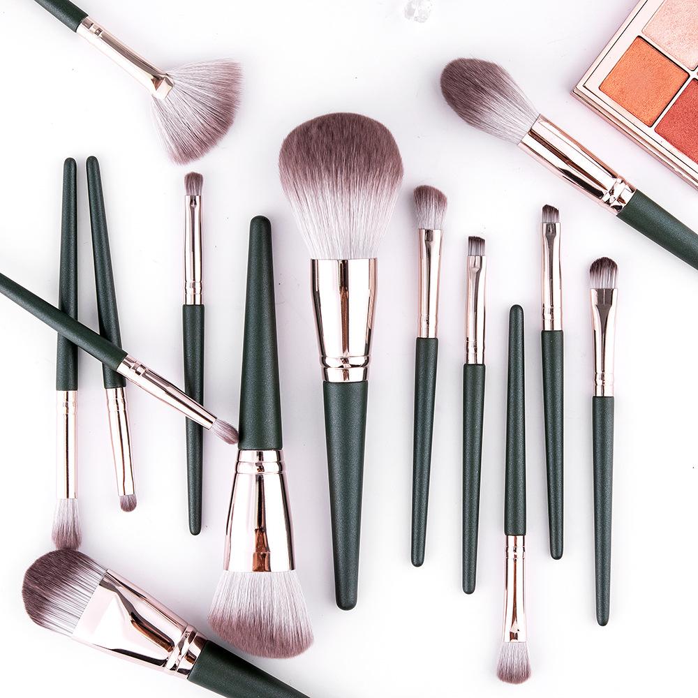 New 14 green cloud makeup brush cover brush Cangzhou Li classmate first saw soft loose powder eye brush beauty tool