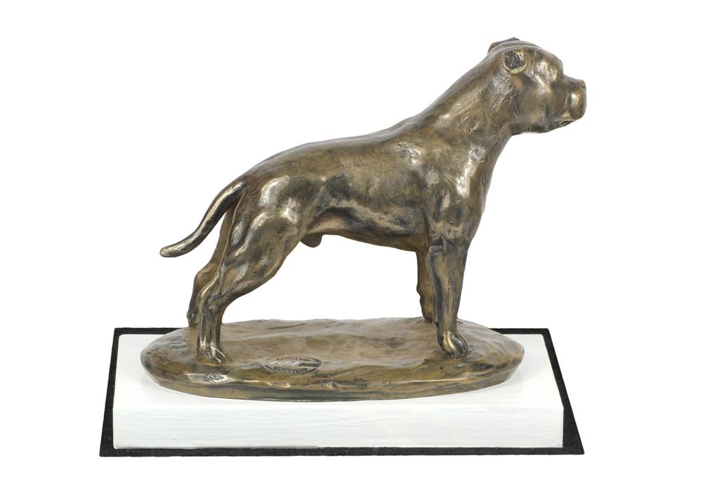 Staffordshire Bull Terrier, Staffik, Staffi Iii - Statuetka Psa, Figurka Na Białej Podstawie, Trofeum Na Wystawę Psów Marki Art-Dog