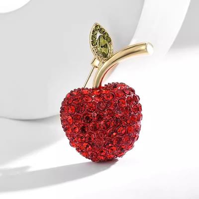 Niedliche kleine Apfelbrosche, High-End-weibliches Luxustemperament, Anti-Licht-Anstecknadel, Obstbroschemantel, Anzug und Accessoires