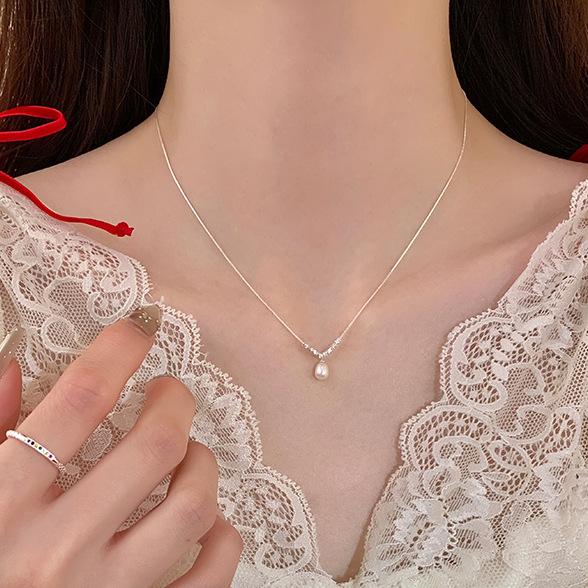 Simulation pearl necklace girls niche design light luxury simple style daily versatile collarbone chain accessories