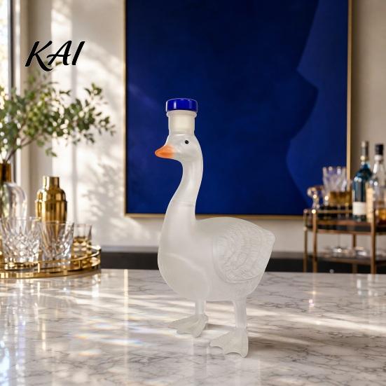 Premium Collectible Bottle Goose Shape Glass Whiskey Decanter, 3D Bird Liquor with Frosted Stopper, 350ml Art Vodka Wine Dispenser for Home