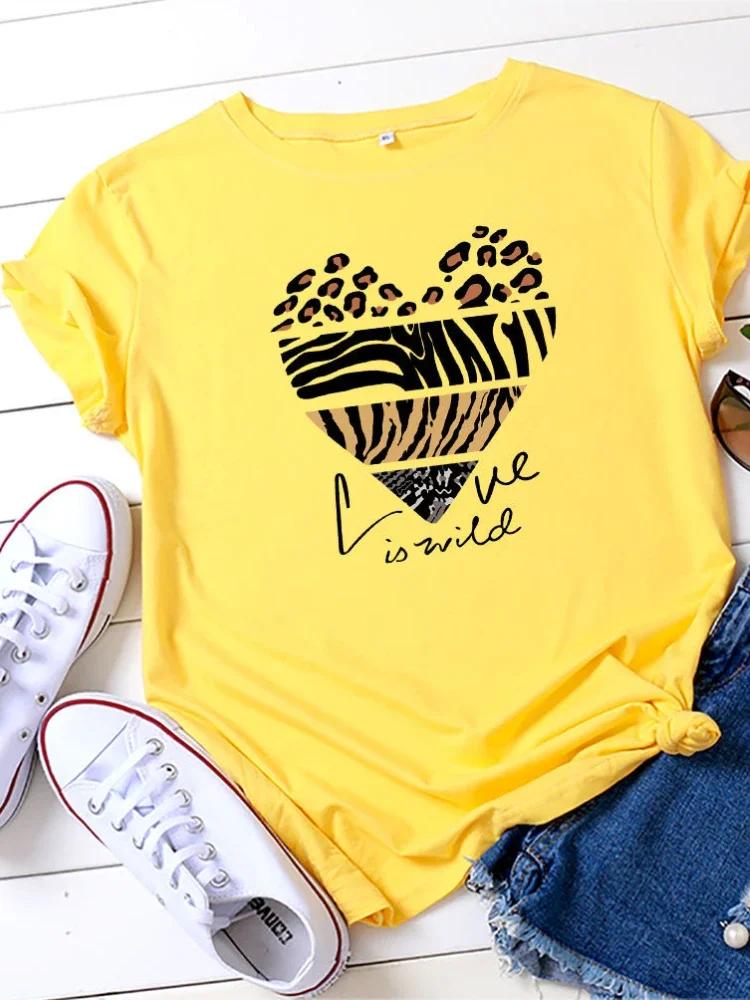 Love Is Wild Leopard Heart Print Women T Shirt Short Sleeve O Neck Loose Women Tshirt Ladies Tee Shirt Tops Camisetas Mujer
