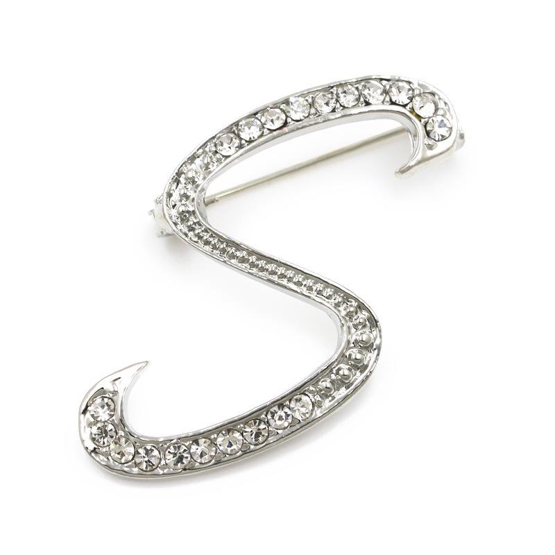 Trendy 26-Letter Rhinestone Brooch Pin - Fashion Accessory for Clothing & Bags