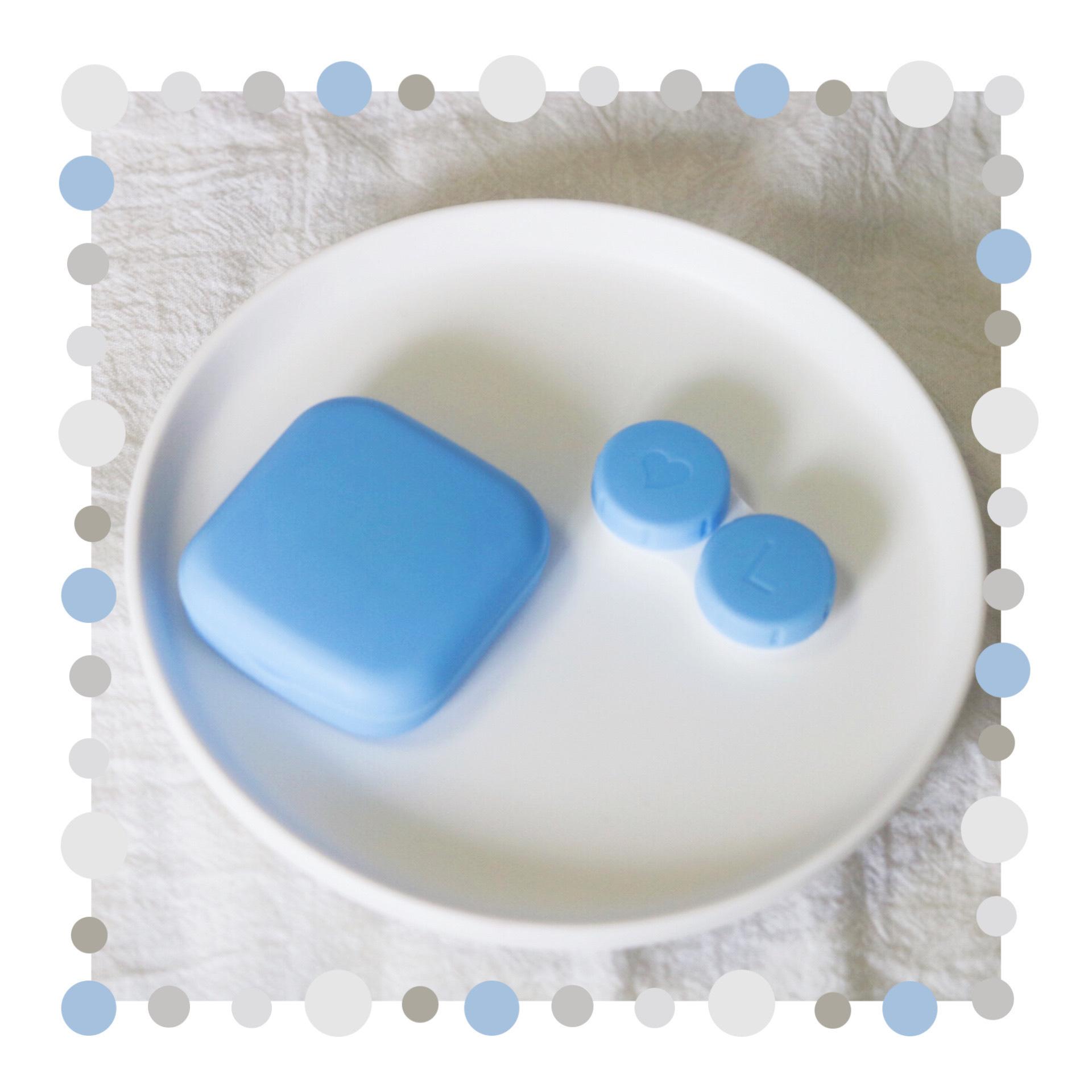 

Contact Lens Care Box Is Compact and Convenient for Business Trip. Macaroon Cosmetic Contact Lens Cases Cute Box синій