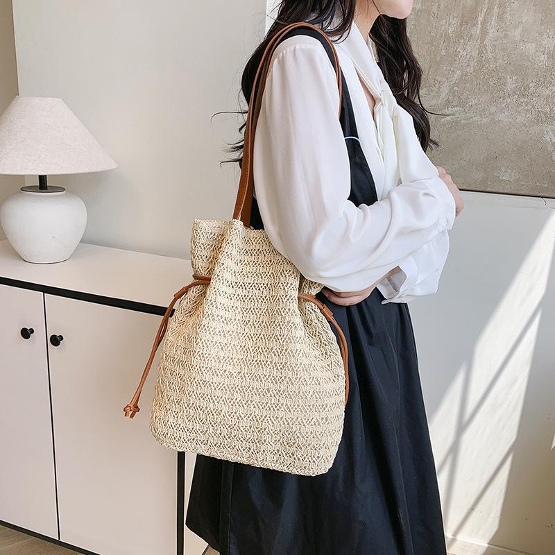 Large Capacity Bag Women's New Shoulder Bag Fashion Seaside Vacation Beach Bag