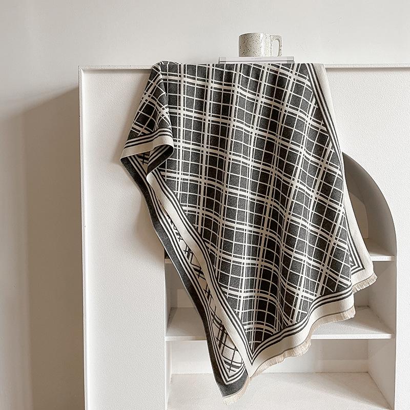 British Style Sub-Fashion Big-Name Scarf Imitation Cashmere Thickened Double-Sided Color Matching Scarf Fringed Foreign Style Women'S Shawl