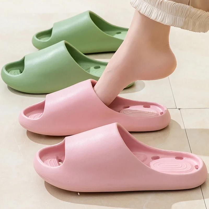 Mote Tøfler for Kvinner Sklisikre Tøfler Kvinner Myk Såle Plattform Par Hjemmetøfler Sommer Komfortabel Hæl Damesandaler