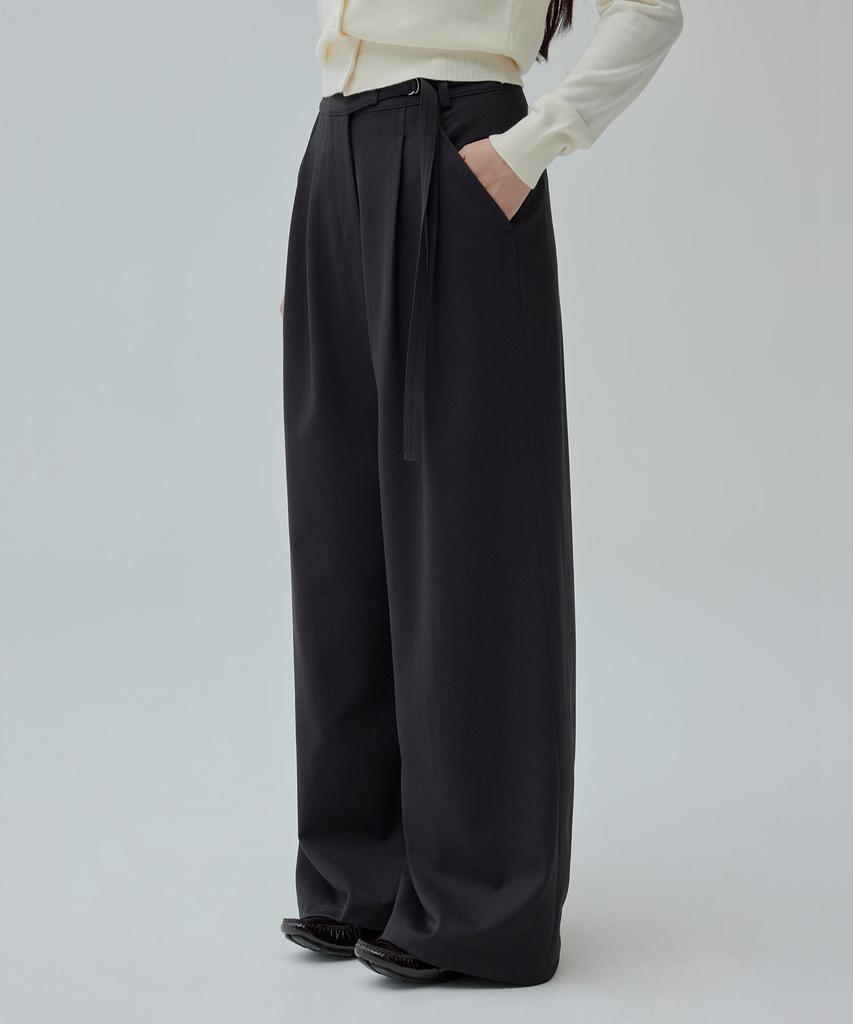 COVERNAT WOMAN Double-Pleated Belted Wide Pants Charcoal