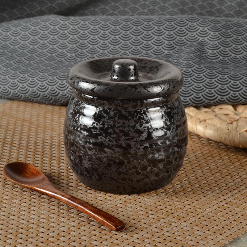Japanese Style Ceramic Seasoning Jar Creative Seasoning Bottle Salt Jar Pepper Spice Jar Sugar Jars Household Kitchen Tools
