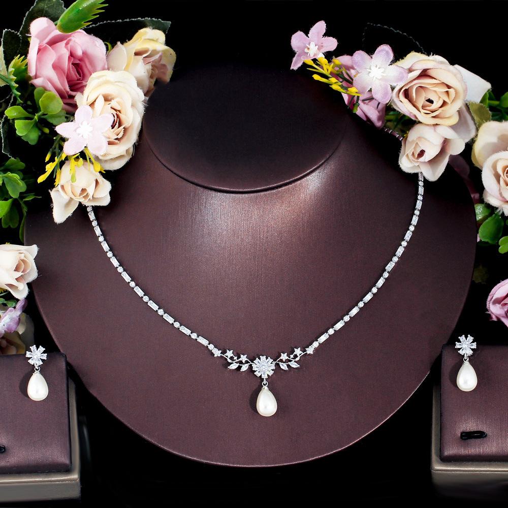 Light Luxury Design Pearl Collarbone Chain Micro-Inlaid Zircon Pearl Necklace Earrings Set