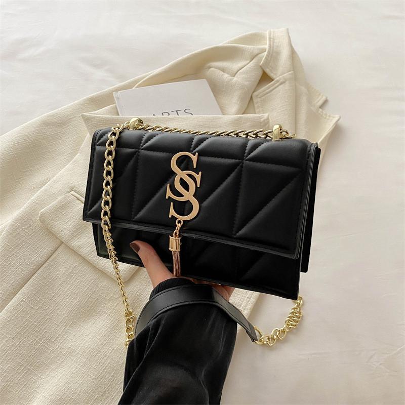 

Chic Pu Small Square Bag For Women With Stylish Shoulder Strap In Trendy Black White Pink Purple And Khaki Colors For Daily Use чёрный