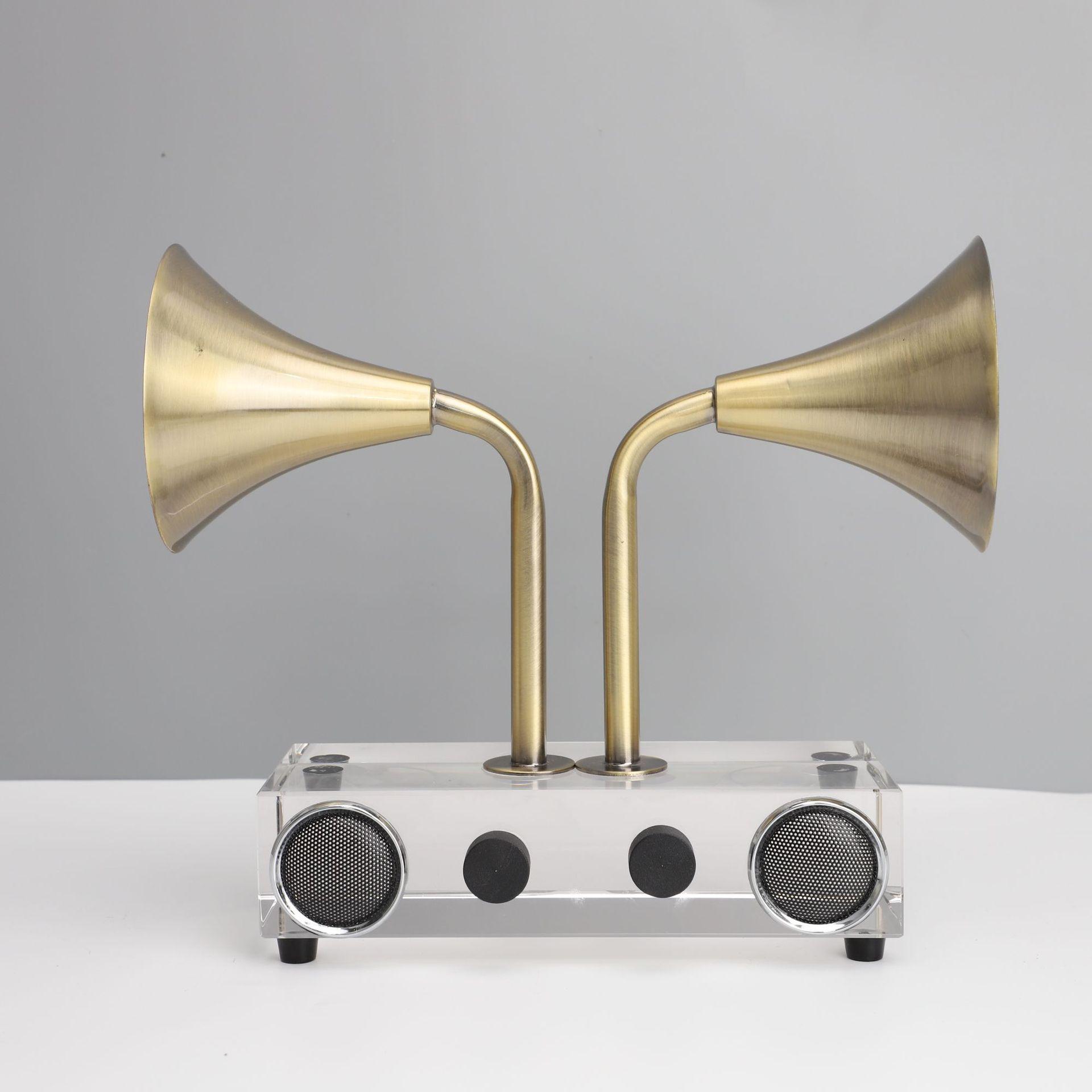 

European Crystal Radio Amplifier Ornament for Room Decor