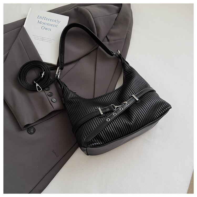 

Simple casual tote bag women s 2025 new Korean version fashionable large-capacity shoulder bag high-end messenger women s bag чёрный