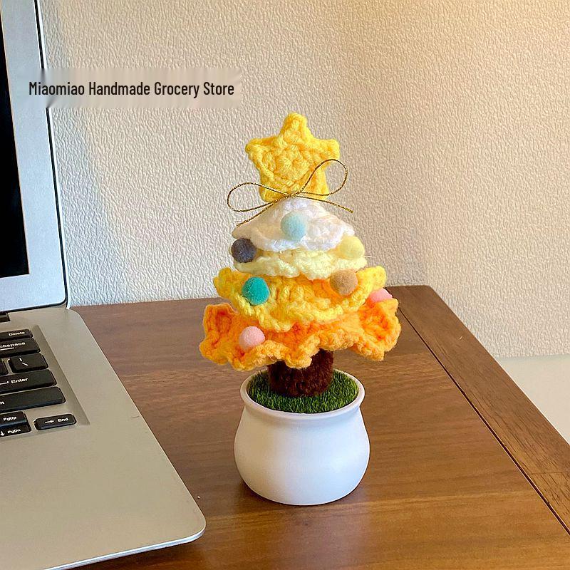 Hand-Knitted Christmas Tree Small Potted Plant - Festive Desktop Decor & Creative Gift
