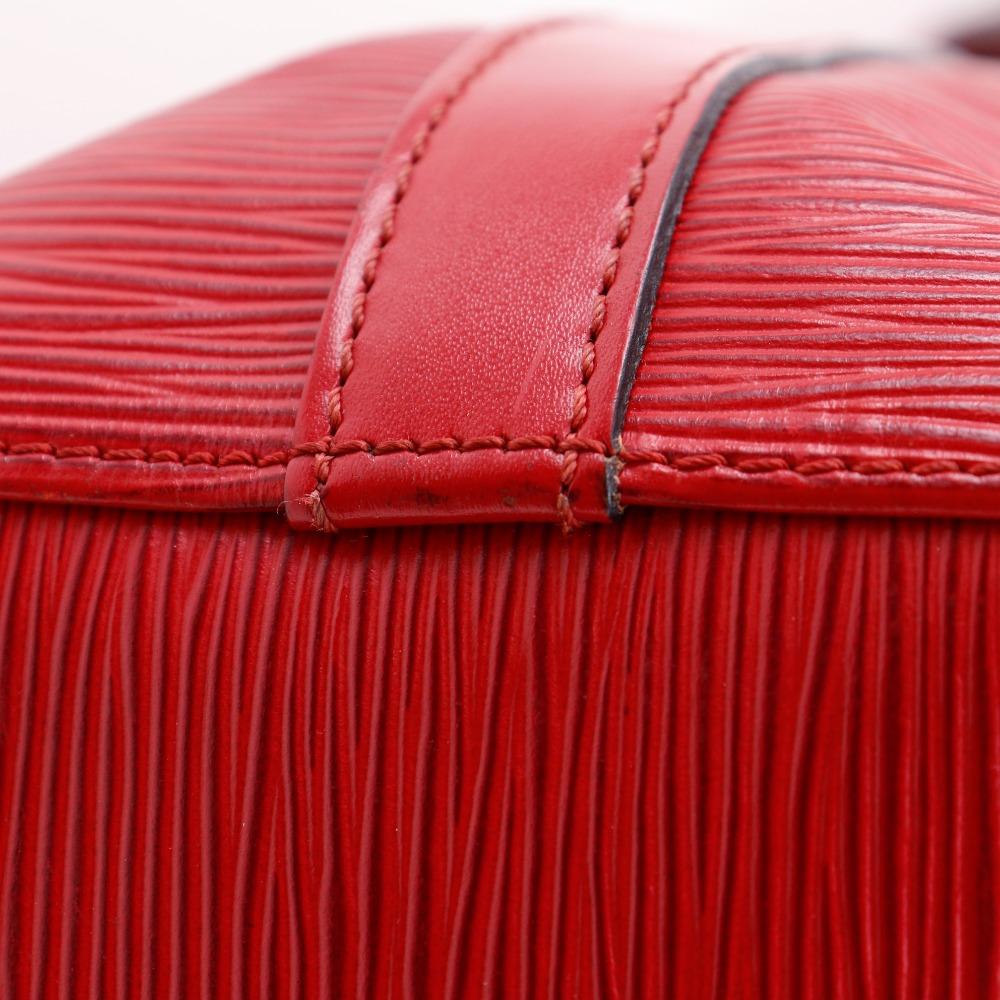 LOUIS VUITTON Petit Noe Shoulder Bag M44107 Castilian red Red Epi Leather Women Used