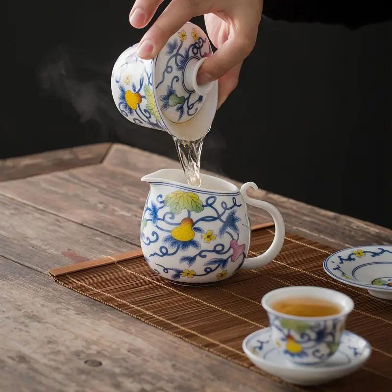 Weiße Keramikschale mit Deckel Hammelfett-Jaspis Teeschale Handbemalt Blau und Weiß Gaiwan Haushalt Kung Fu Schale