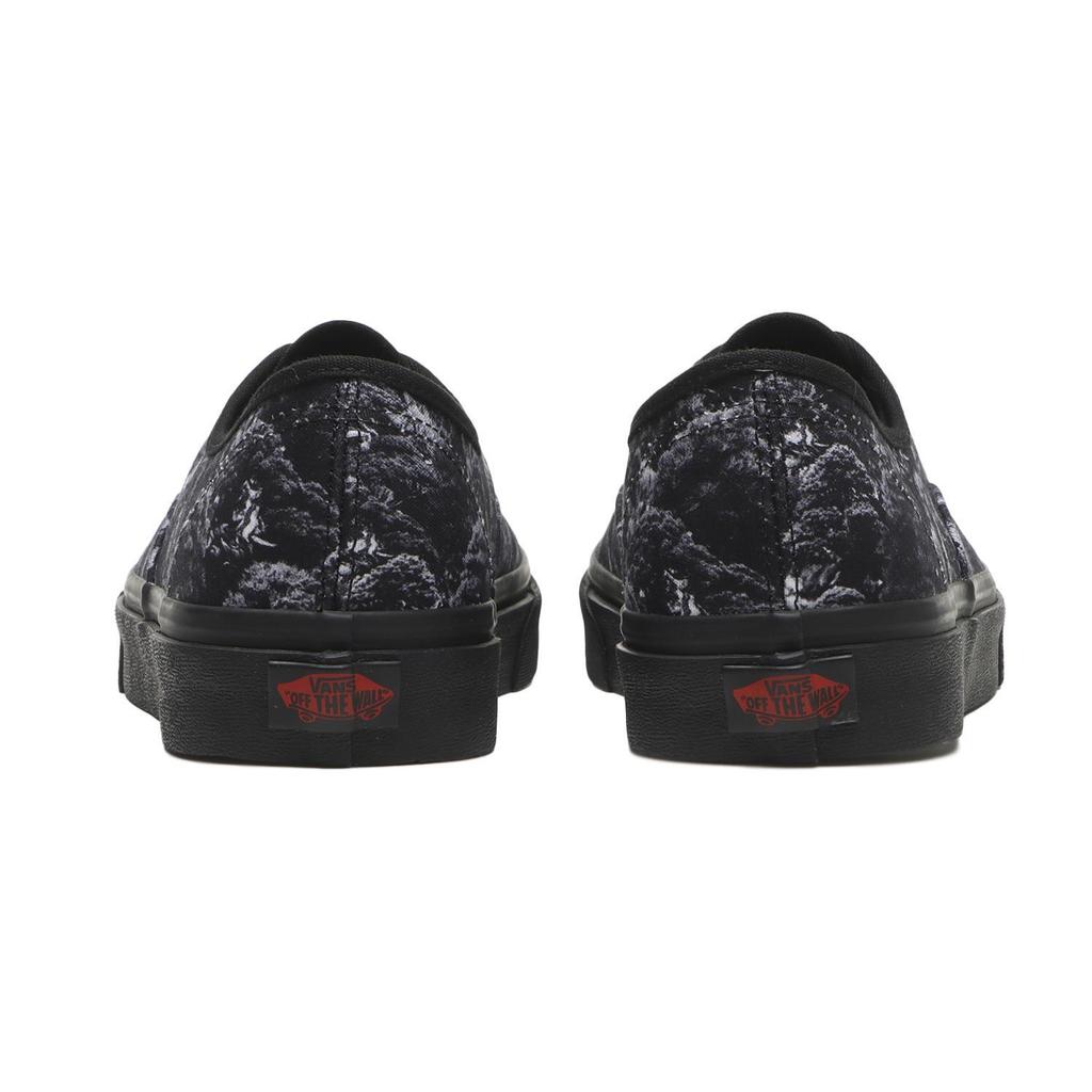 V44CF TRADMANS VANS AUTHENTIC BLACK BLACK (Men's)