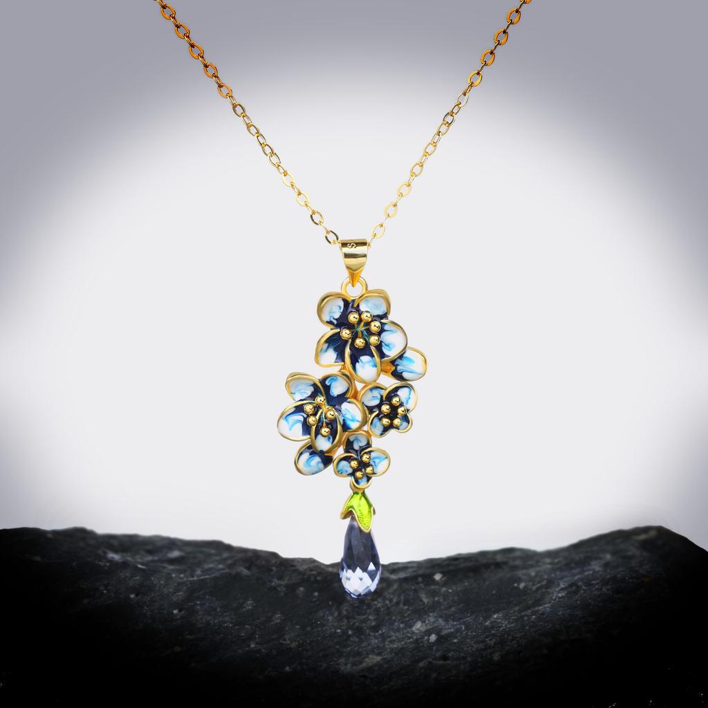 Elegant Women's for Necklace Pendant Gold Flower Pendant Clavicle Chain Exquisite Handmade Enamel Women's Necklace Sweater Chain