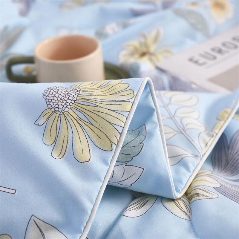 Tangna Lycra Tencel Orchid Grass Summer Quilt