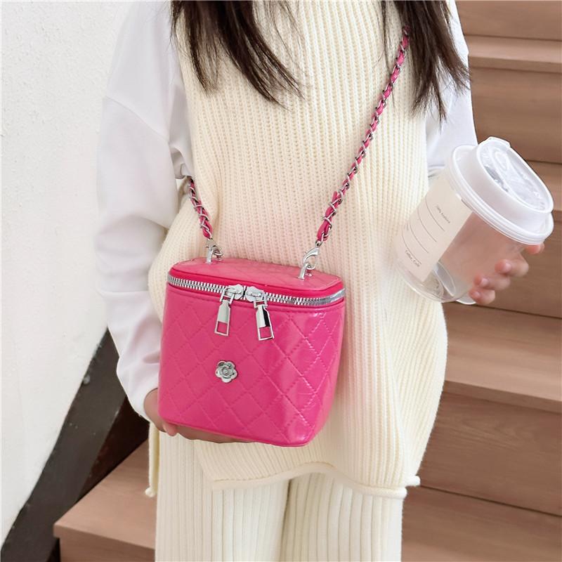 Girls Trendy Quilted Chain Crossbody Bag Lightweight Versatile Childfriendly Pure Color Small Purse For Use Everyday