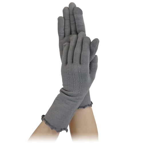 

Carelance Touch Guard Gloves with Silk Skin Protection [Made in Japan] (Allows you to use your smartphone while wearing the gloves)