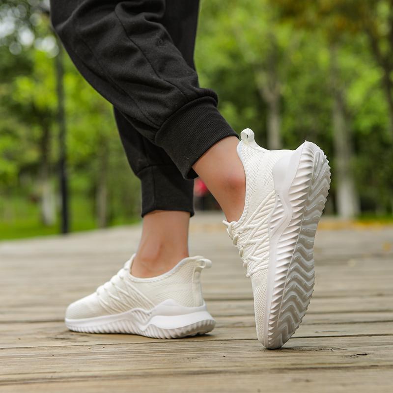 Fashion Ultra-light Plus Size Women's Flying Woven All-match Casual Sports Shoes Fashion Trend Women's High-quality Casual Running Shoes