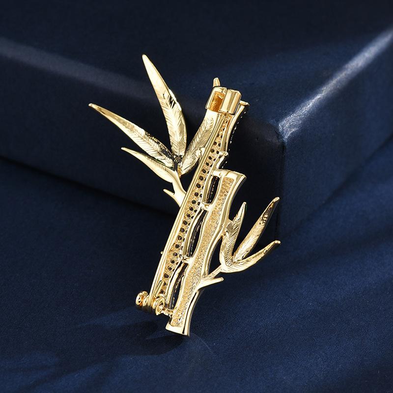 Modische, vielseitige, hochwertige, exquisite Anzug-/Pullover-Anstecker von Gaosheng aus Bambus mit Mikro-Intarsien-Zirkon-Brosche