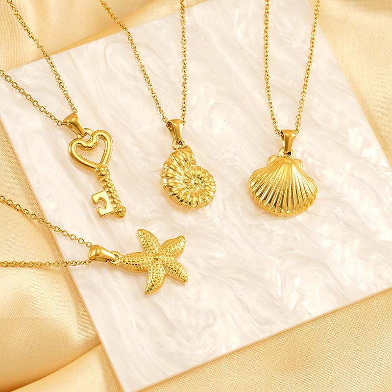 Simple Love Key Necklace Female Shell Starfish Necklace Trend Titanium Steel Collarbone Chain