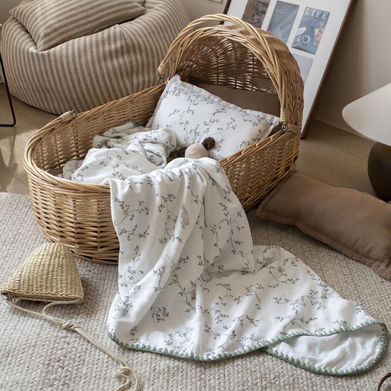 Summer Baby Bamboo 4-Layer Cool Quilt: Newborn Ice Silk Blanket for Naps & Air Conditioning.