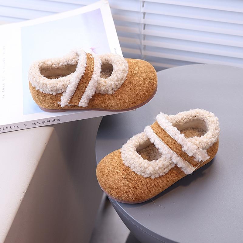 New Winter Korean Fashion Girls' Retro Clog Shoes – Soft-Sole Warm Fuzzy Booties with Plush Lining, Outdoor Wear