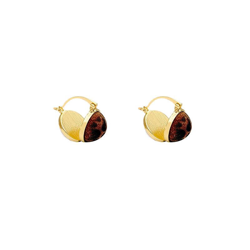 Korean retro leopard print pearl double-sided earrings women's light luxury atmospheric studs, unique and beautiful earrings