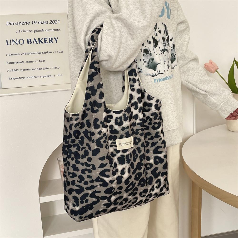 Stylish Leopard Print Tote Bag For College Students Spacious Casual Shoulder Bag In Pink Brown Gray