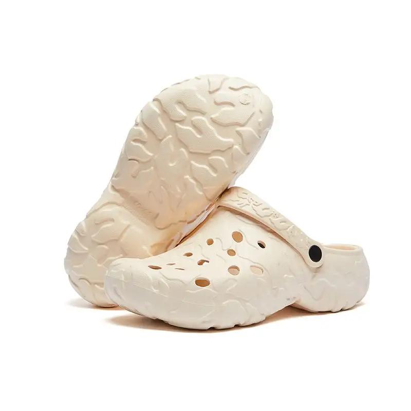 Platform Slippers for Men Outdoor Hole Anti-slip Shoes Clappers 2025 Rubber Trend Casual Mascullino Adult Sandals Man