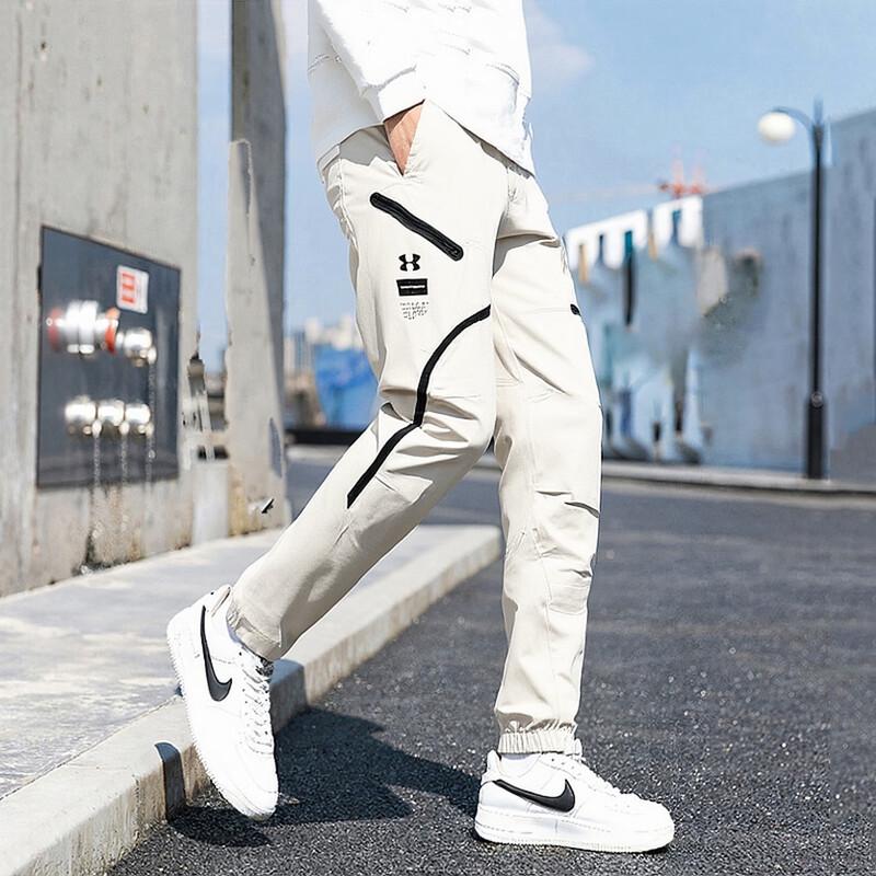 Спортивные брюки Under Armour из тканого материала S