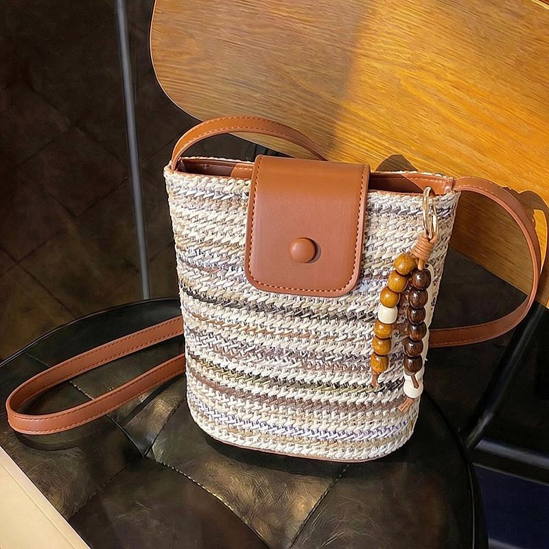 IELGY Rainbow Woven Messenger Bag Shoulder Straw Woven Vacation Beach Bucket Bag