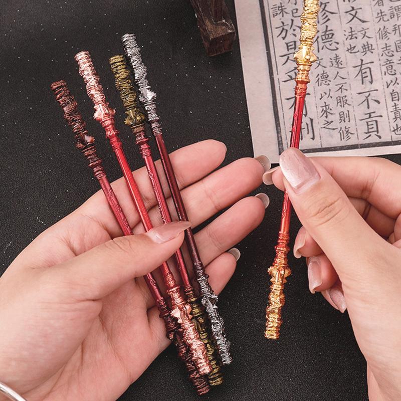 Modello Metallo Mini Bastone di Wukong Creativo Arma di Wukong Re Scimmia Piccolo Ornamento Artigianato Giocattoli per Bambini Periferiche Anime Regali