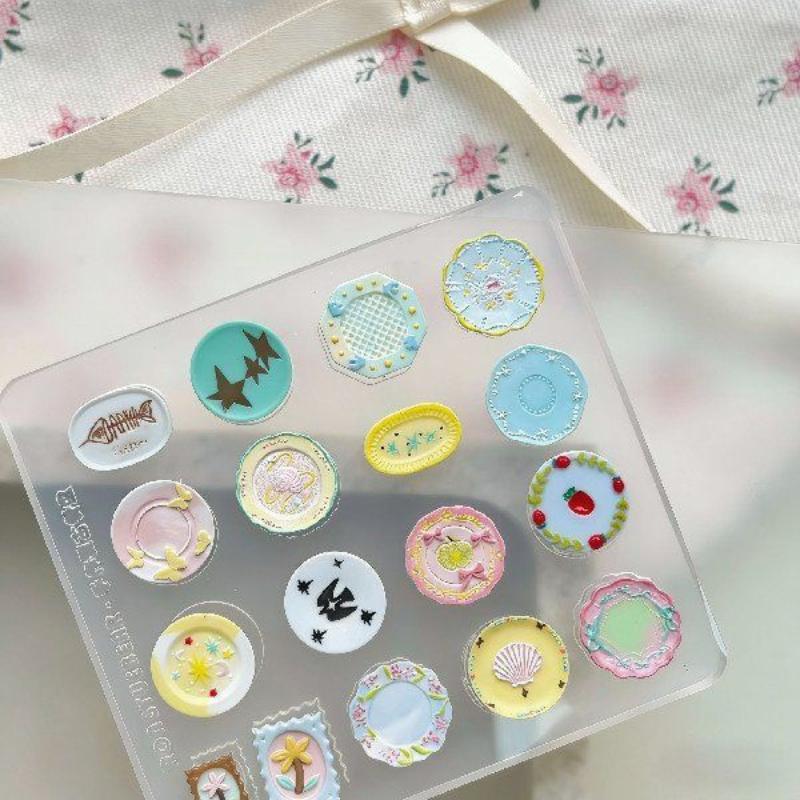 Nail Art Mini Dinner Plate Mold 3D Relief Manicure Templates Nail Art Transparent Silicone Nail Mold