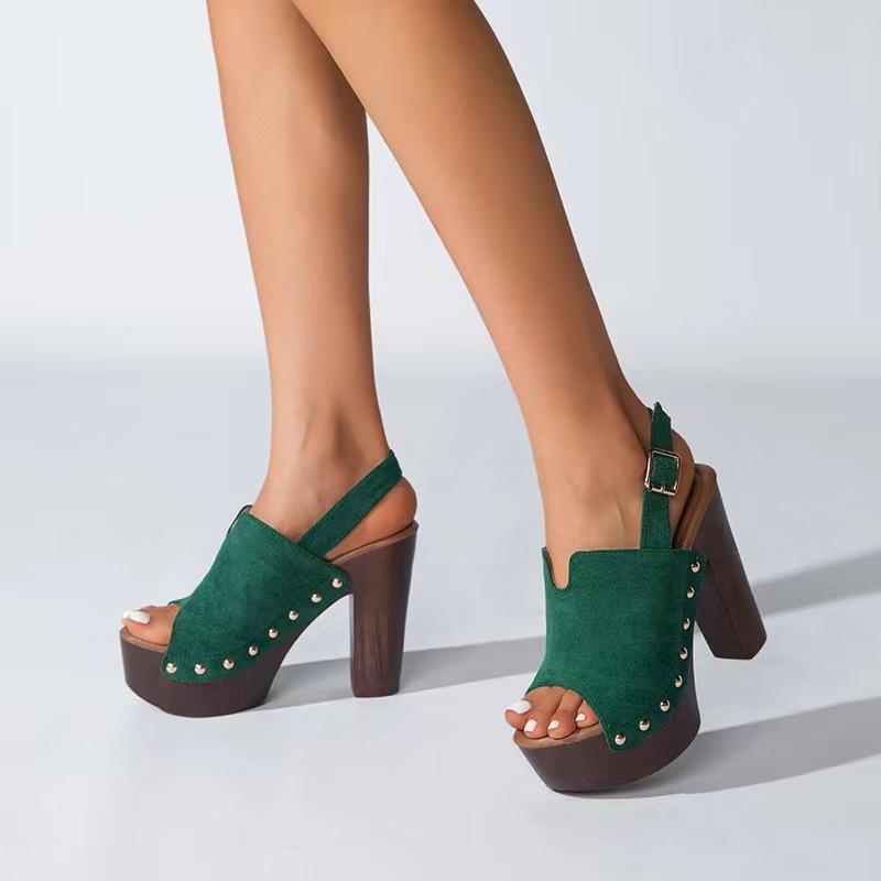 New Style Buckle Sandals, Rivets, Thick Soled Women's High Heels, Fish Mouth Sandals, Versatile External Wearing Sandals