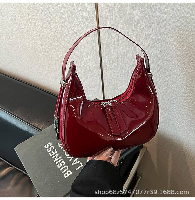 Shoulder Bag Women's 2025 New Simple and Fashionable Patent Leather Glossy Handbag French Underarm Bag Crescent Bag
