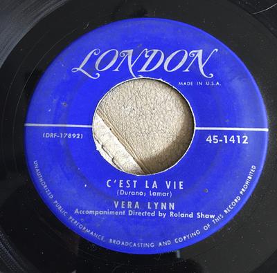 7inch Record VERA LYNN  Cest La Vie  If You Love Me Real 451412 London Records 1954 US Pop Used