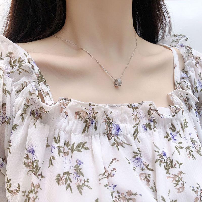 Damen Schlüsselbeinkette Nischendesign Dreidimensionaler Voll-Diamant-Kreis Damen Schlichte Temperament-Halskette