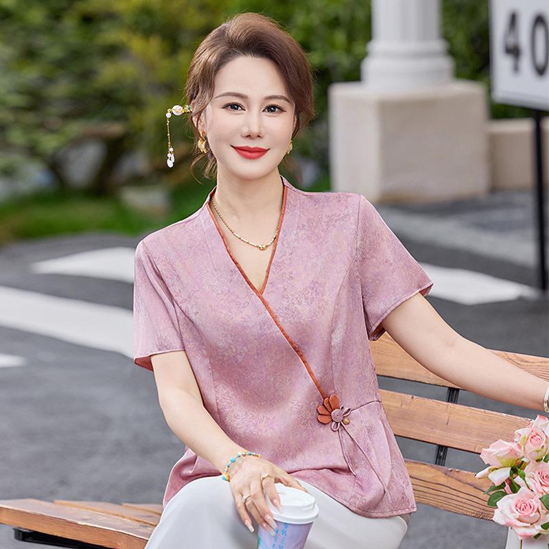 

Elegant Ice Silk Summer Set: National Style Short-Sleeve Top for Middle-Aged and Elderly Women XXL [105-120 lbs]
